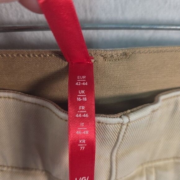 Spanx Pull On Shorts Denim Chino Women's Large Stretch Lightweight Tummy Control - Picture 6 of 10